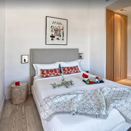 Contemporary Luxury In Feriehus